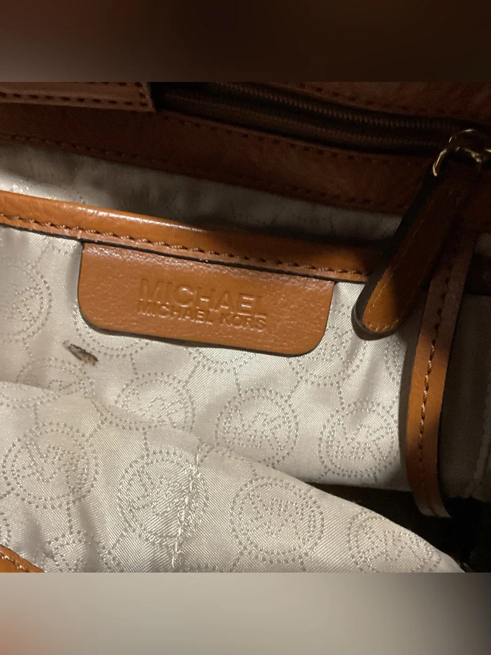 Michael Kors Bucket Bag